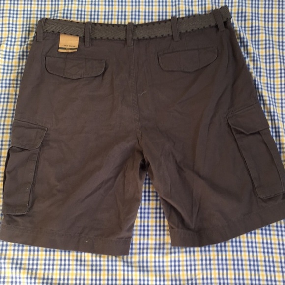 The Foundry Supply Co Mens Shorts size W44, NWT - Picture 2 of 5